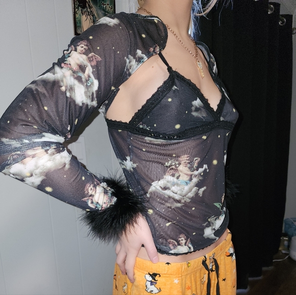 NWT Dolls Kill Gorgeous Angel Cherub Cami And Feather Accented, Matching Shrug - Picture 3 of 4